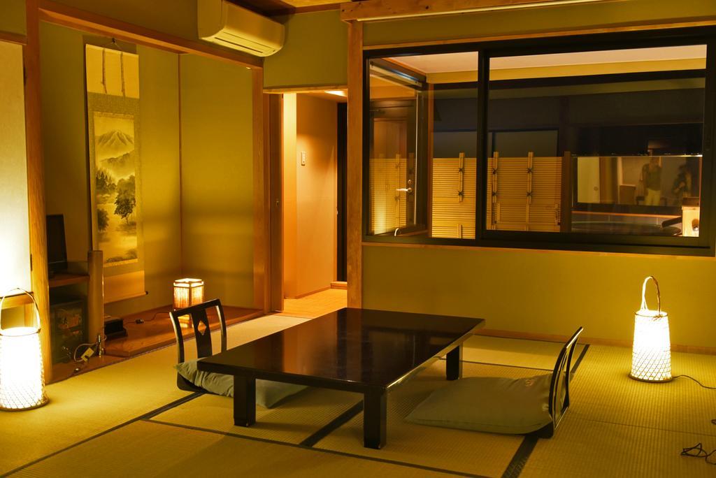 Shin Kaikatei Izumi Hotel Izu  Bagian luar foto