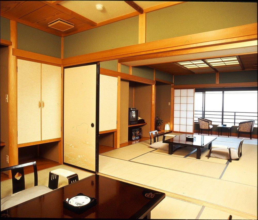 Shin Kaikatei Izumi Hotel Izu  Bagian luar foto